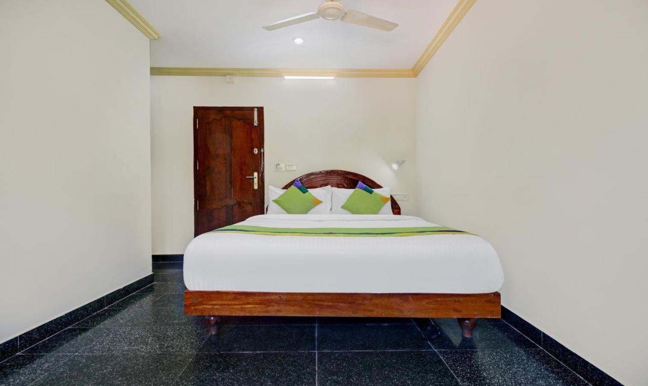 Itsy Hotels The Waters Edge Beach Resort Kovalam Dış mekan fotoğraf